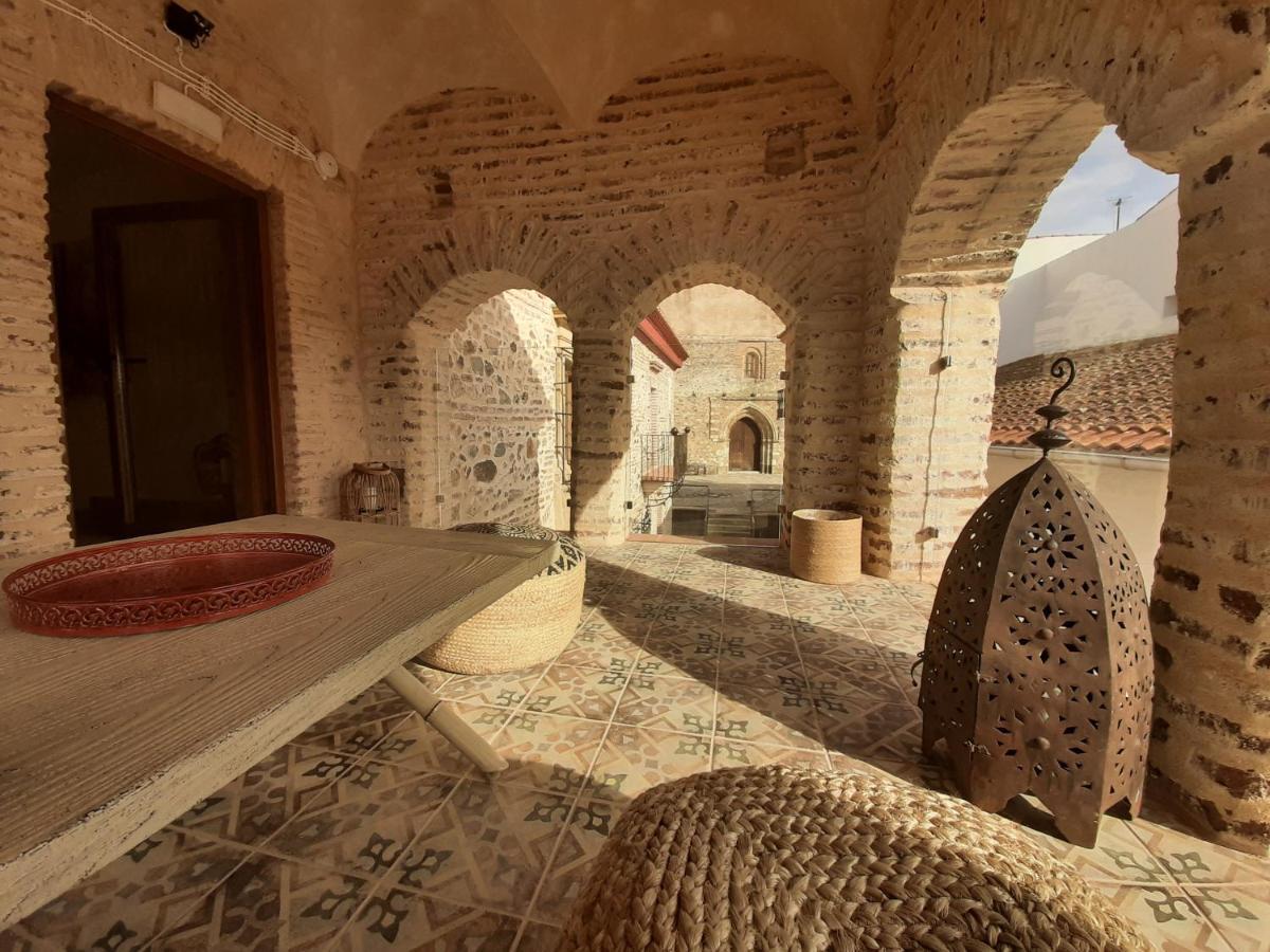 Hotel Palacio Conde Del Alamo Aroche المظهر الخارجي الصورة