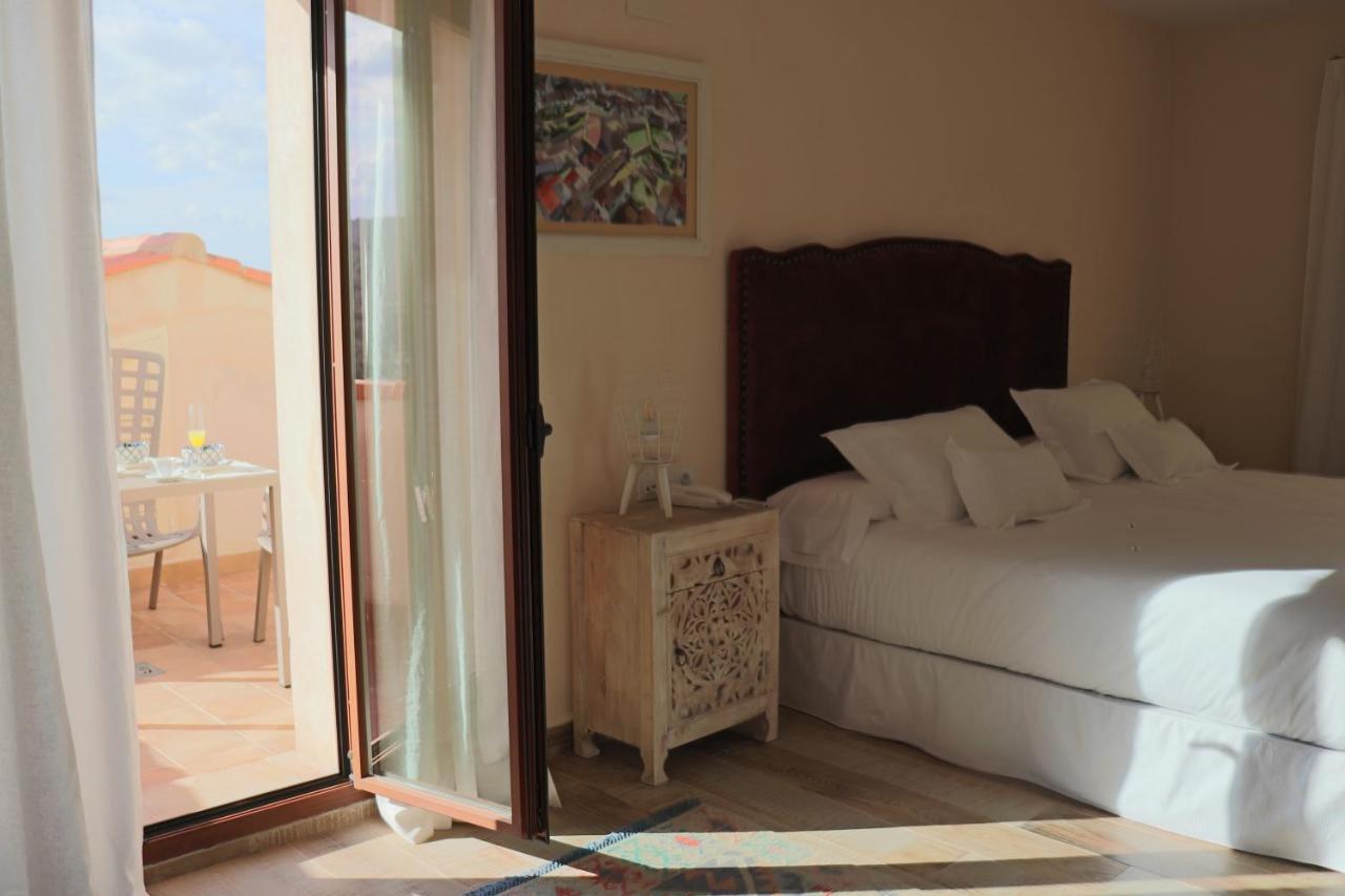 Hotel Palacio Conde Del Alamo Aroche المظهر الخارجي الصورة