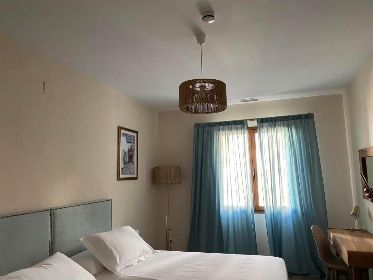 Hotel Palacio Conde Del Alamo Aroche المظهر الخارجي الصورة